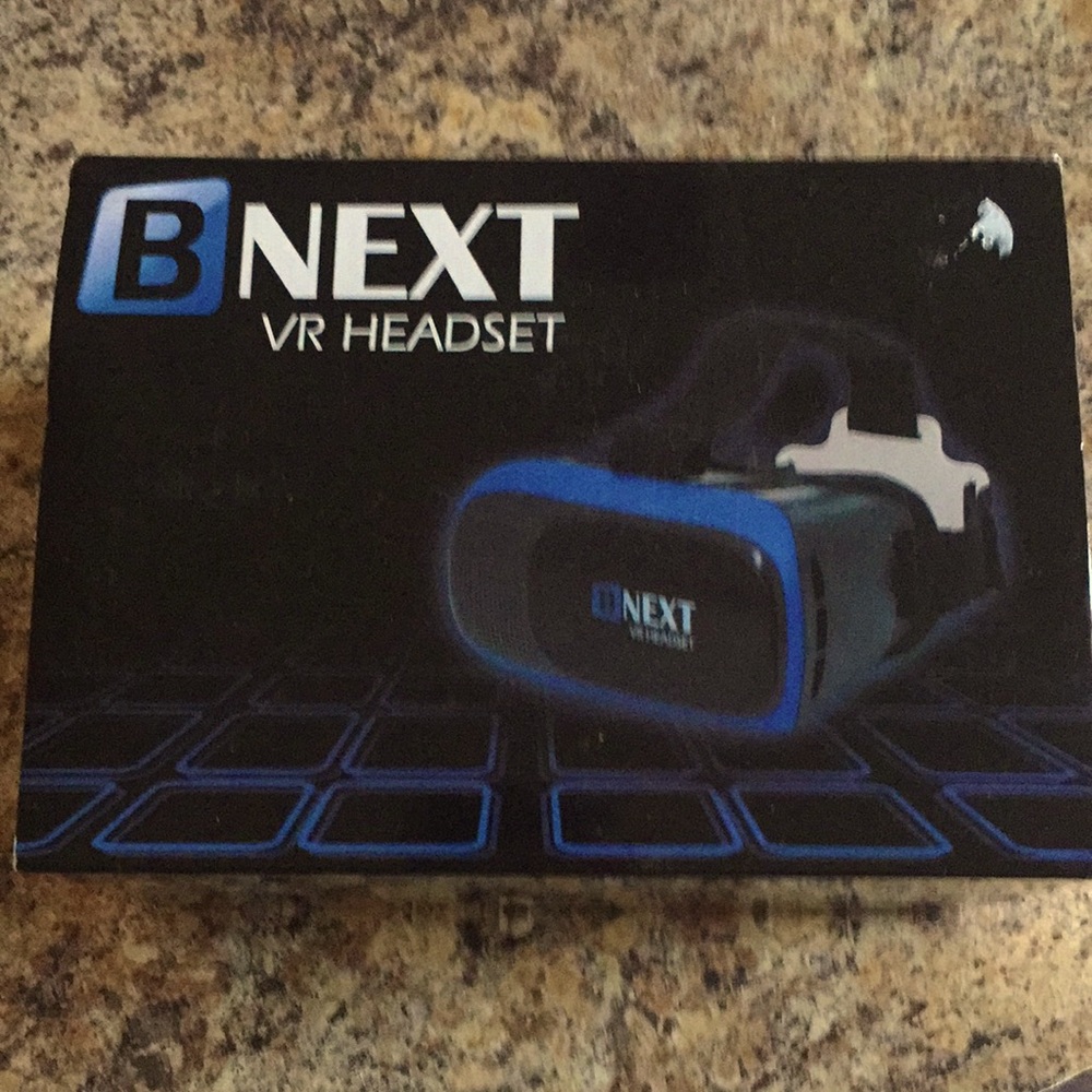 B Next VR headset
